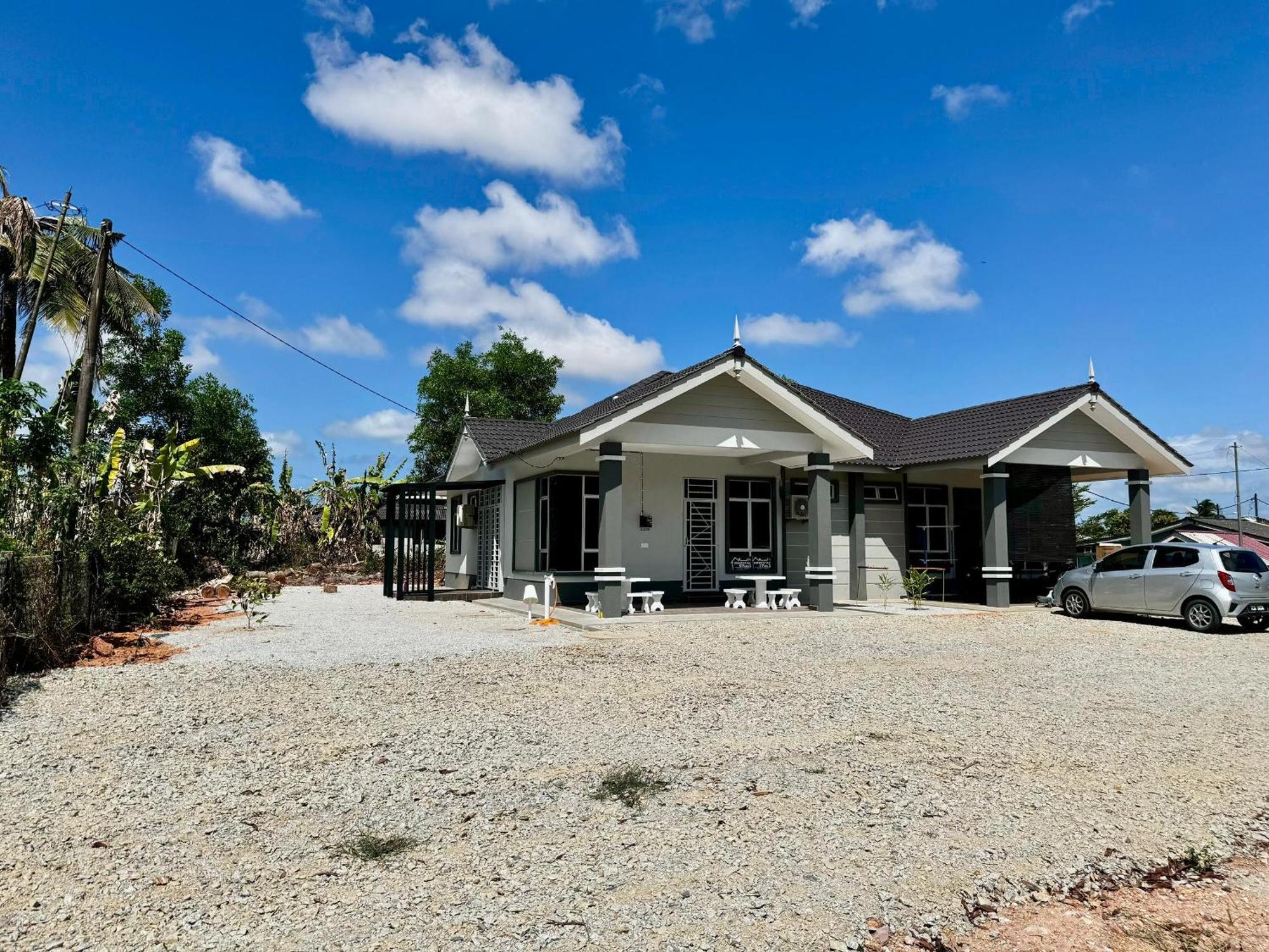 Homestay D'Pusu Tiga Kuala Terengganu Extérieur photo